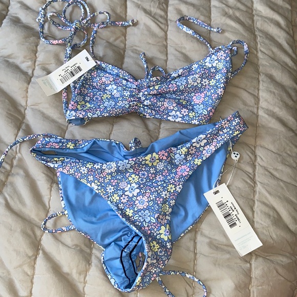 Frankie’s Bikini Set NWT - Picture 3 of 7